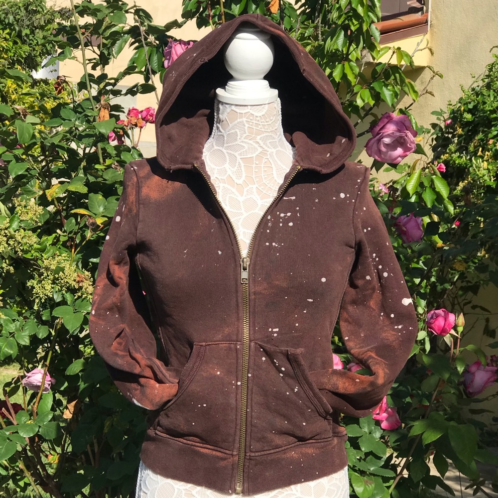 Grail distressed hummingbird winter tree hoodie